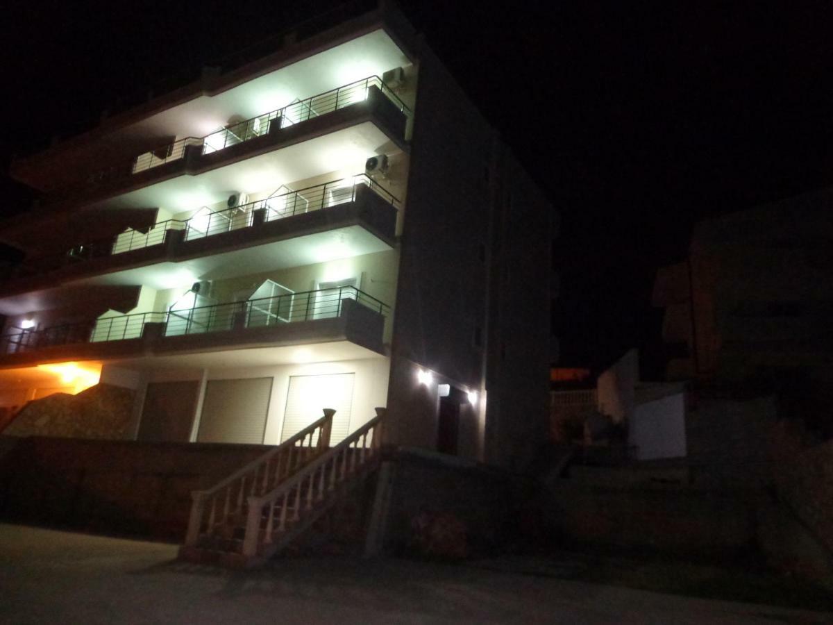 Olympian Rooms Dhermi Exterior photo